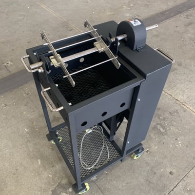 【超お買い得な新古品!メーカー保証付(新品:203,500円)】ハワイ料理店におすすめ!炭火焼フリフリチキン製造機フリフリクッカー1羽焼き用 ※メーカー保証1年付き